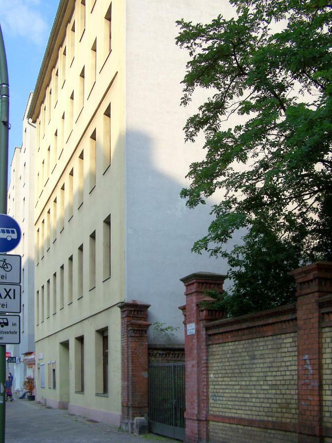 Apartament Courtyard